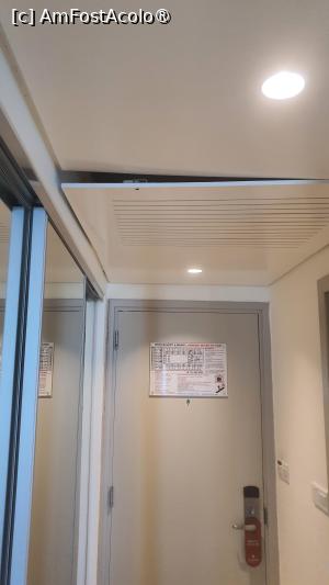 [P03] Tavan hotel cinci stele...a durat 3 zile sa-l repare, pana atunci am stat cu frica ca, ne cade în cap » foto by ux138138
 - 
<span class="allrVoted glyphicon glyphicon-heart hidden" id="av1490322"></span>
<a class="m-l-10 hidden" id="sv1490322" onclick="voting_Foto_DelVot(,1490322,2992)" role="button">șterge vot <span class="glyphicon glyphicon-remove"></span></a>
<a id="v91490322" class=" c-red"  onclick="voting_Foto_SetVot(1490322)" role="button"><span class="glyphicon glyphicon-heart-empty"></span> <b>LIKE</b> = Votează poza</a> <img class="hidden"  id="f1490322W9" src="/imagini/loader.gif" border="0" /><span class="AjErrMes hidden" id="e1490322ErM"></span>