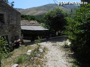 [P70] Taverne în piața centrală însuflețesc satul fantomă.  » foto by abancor
 - 
<span class="allrVoted glyphicon glyphicon-heart hidden" id="av572132"></span>
<a class="m-l-10 hidden" id="sv572132" onclick="voting_Foto_DelVot(,572132,3004)" role="button">șterge vot <span class="glyphicon glyphicon-remove"></span></a>
<a id="v9572132" class=" c-red"  onclick="voting_Foto_SetVot(572132)" role="button"><span class="glyphicon glyphicon-heart-empty"></span> <b>LIKE</b> = Votează poza</a> <img class="hidden"  id="f572132W9" src="/imagini/loader.gif" border="0" /><span class="AjErrMes hidden" id="e572132ErM"></span>