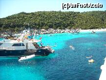 [P06] Plaja din Antipaxos, culoarea apei e indescriptibila » foto by liviadavidescu
 - 
<span class="allrVoted glyphicon glyphicon-heart hidden" id="av125058"></span>
<a class="m-l-10 hidden" id="sv125058" onclick="voting_Foto_DelVot(,125058,3004)" role="button">șterge vot <span class="glyphicon glyphicon-remove"></span></a>
<a id="v9125058" class=" c-red"  onclick="voting_Foto_SetVot(125058)" role="button"><span class="glyphicon glyphicon-heart-empty"></span> <b>LIKE</b> = Votează poza</a> <img class="hidden"  id="f125058W9" src="/imagini/loader.gif" border="0" /><span class="AjErrMes hidden" id="e125058ErM"></span>