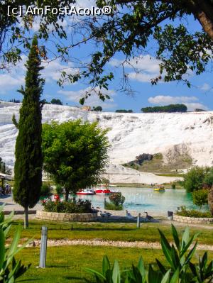 [P07] Pamukkale - vazut de jos » foto by GabrielaG
 - 
<span class="allrVoted glyphicon glyphicon-heart hidden" id="av723828"></span>
<a class="m-l-10 hidden" id="sv723828" onclick="voting_Foto_DelVot(,723828,3039)" role="button">șterge vot <span class="glyphicon glyphicon-remove"></span></a>
<a id="v9723828" class=" c-red"  onclick="voting_Foto_SetVot(723828)" role="button"><span class="glyphicon glyphicon-heart-empty"></span> <b>LIKE</b> = Votează poza</a> <img class="hidden"  id="f723828W9" src="/imagini/loader.gif" border="0" /><span class="AjErrMes hidden" id="e723828ErM"></span>