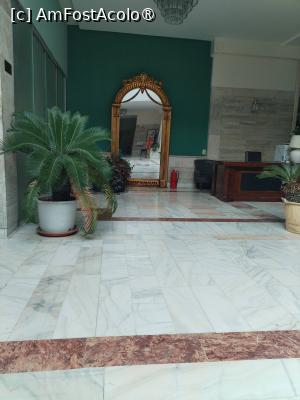 [P30] Receptie H Parc » foto by Teodor17
 - 
<span class="allrVoted glyphicon glyphicon-heart hidden" id="av1526765"></span>
<a class="m-l-10 hidden" id="sv1526765" onclick="voting_Foto_DelVot(,1526765,3085)" role="button">șterge vot <span class="glyphicon glyphicon-remove"></span></a>
<a id="v91526765" class=" c-red"  onclick="voting_Foto_SetVot(1526765)" role="button"><span class="glyphicon glyphicon-heart-empty"></span> <b>LIKE</b> = Votează poza</a> <img class="hidden"  id="f1526765W9" src="/imagini/loader.gif" border="0" /><span class="AjErrMes hidden" id="e1526765ErM"></span>