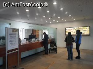 [P78] Sala de unde se iau bilete » foto by adso
 - 
<span class="allrVoted glyphicon glyphicon-heart hidden" id="av1515951"></span>
<a class="m-l-10 hidden" id="sv1515951" onclick="voting_Foto_DelVot(,1515951,3098)" role="button">șterge vot <span class="glyphicon glyphicon-remove"></span></a>
<a id="v91515951" class=" c-red"  onclick="voting_Foto_SetVot(1515951)" role="button"><span class="glyphicon glyphicon-heart-empty"></span> <b>LIKE</b> = Votează poza</a> <img class="hidden"  id="f1515951W9" src="/imagini/loader.gif" border="0" /><span class="AjErrMes hidden" id="e1515951ErM"></span>