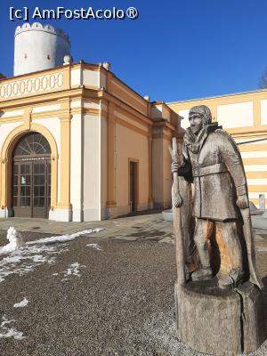 [P09] Curtea Porții » foto by adso
 - 
<span class="allrVoted glyphicon glyphicon-heart hidden" id="av1515882"></span>
<a class="m-l-10 hidden" id="sv1515882" onclick="voting_Foto_DelVot(,1515882,3098)" role="button">șterge vot <span class="glyphicon glyphicon-remove"></span></a>
<a id="v91515882" class=" c-red"  onclick="voting_Foto_SetVot(1515882)" role="button"><span class="glyphicon glyphicon-heart-empty"></span> <b>LIKE</b> = Votează poza</a> <img class="hidden"  id="f1515882W9" src="/imagini/loader.gif" border="0" /><span class="AjErrMes hidden" id="e1515882ErM"></span>