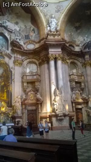 [P09] interior biserica sf. Nicolae - Praga » foto by zlatna
 - 
<span class="allrVoted glyphicon glyphicon-heart hidden" id="av816867"></span>
<a class="m-l-10 hidden" id="sv816867" onclick="voting_Foto_DelVot(,816867,3167)" role="button">șterge vot <span class="glyphicon glyphicon-remove"></span></a>
<a id="v9816867" class=" c-red"  onclick="voting_Foto_SetVot(816867)" role="button"><span class="glyphicon glyphicon-heart-empty"></span> <b>LIKE</b> = Votează poza</a> <img class="hidden"  id="f816867W9" src="/imagini/loader.gif" border="0" /><span class="AjErrMes hidden" id="e816867ErM"></span>