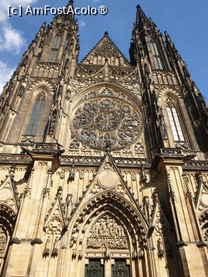 [P01] Catedrala Sf. Vitus » foto by Pragheza_Gotica
 - 
<span class="allrVoted glyphicon glyphicon-heart hidden" id="av1521547"></span>
<a class="m-l-10 hidden" id="sv1521547" onclick="voting_Foto_DelVot(,1521547,3167)" role="button">șterge vot <span class="glyphicon glyphicon-remove"></span></a>
<a id="v91521547" class=" c-red"  onclick="voting_Foto_SetVot(1521547)" role="button"><span class="glyphicon glyphicon-heart-empty"></span> <b>LIKE</b> = Votează poza</a> <img class="hidden"  id="f1521547W9" src="/imagini/loader.gif" border="0" /><span class="AjErrMes hidden" id="e1521547ErM"></span>