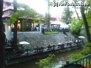 [P06] 6. Kampa Restaurantul de pe rau. Poate dracoaica isi spala rufele in partea dreapta unde se vad cateva trepte cum coboara pana la apa » foto by Pragheza_Gotica
 - 
<span class="allrVoted glyphicon glyphicon-heart hidden" id="av436351"></span>
<a class="m-l-10 hidden" id="sv436351" onclick="voting_Foto_DelVot(,436351,3167)" role="button">șterge vot <span class="glyphicon glyphicon-remove"></span></a>
<a id="v9436351" class=" c-red"  onclick="voting_Foto_SetVot(436351)" role="button"><span class="glyphicon glyphicon-heart-empty"></span> <b>LIKE</b> = Votează poza</a> <img class="hidden"  id="f436351W9" src="/imagini/loader.gif" border="0" /><span class="AjErrMes hidden" id="e436351ErM"></span>