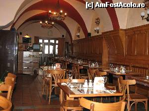 [P13] Praha - berarie si restaurant langa Ceasul astronomic » foto by nosferatoo
 - 
<span class="allrVoted glyphicon glyphicon-heart hidden" id="av496732"></span>
<a class="m-l-10 hidden" id="sv496732" onclick="voting_Foto_DelVot(,496732,3167)" role="button">șterge vot <span class="glyphicon glyphicon-remove"></span></a>
<a id="v9496732" class=" c-red"  onclick="voting_Foto_SetVot(496732)" role="button"><span class="glyphicon glyphicon-heart-empty"></span> <b>LIKE</b> = Votează poza</a> <img class="hidden"  id="f496732W9" src="/imagini/loader.gif" border="0" /><span class="AjErrMes hidden" id="e496732ErM"></span>