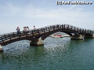 P21 [JUN-2014] pod la intrarea în Lefkada