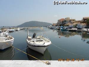 [P09] LEFKADA TOWN » foto by lilianaooo
 - 
<span class="allrVoted glyphicon glyphicon-heart hidden" id="av671741"></span>
<a class="m-l-10 hidden" id="sv671741" onclick="voting_Foto_DelVot(,671741,3173)" role="button">șterge vot <span class="glyphicon glyphicon-remove"></span></a>
<a id="v9671741" class=" c-red"  onclick="voting_Foto_SetVot(671741)" role="button"><span class="glyphicon glyphicon-heart-empty"></span> <b>LIKE</b> = Votează poza</a> <img class="hidden"  id="f671741W9" src="/imagini/loader.gif" border="0" /><span class="AjErrMes hidden" id="e671741ErM"></span>