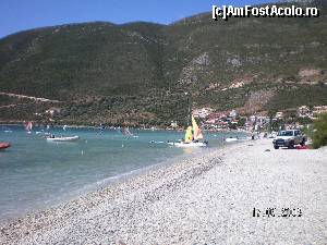 [P20] Plaja de pietre din Vasiliki » foto by irinad
 - 
<span class="allrVoted glyphicon glyphicon-heart hidden" id="av596788"></span>
<a class="m-l-10 hidden" id="sv596788" onclick="voting_Foto_DelVot(,596788,3173)" role="button">șterge vot <span class="glyphicon glyphicon-remove"></span></a>
<a id="v9596788" class=" c-red"  onclick="voting_Foto_SetVot(596788)" role="button"><span class="glyphicon glyphicon-heart-empty"></span> <b>LIKE</b> = Votează poza</a> <img class="hidden"  id="f596788W9" src="/imagini/loader.gif" border="0" /><span class="AjErrMes hidden" id="e596788ErM"></span>