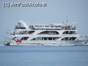 [P37] Makedonia Palace în trecere prin faţa noastră pe când eram la Porto Katsiki » foto by irinad
 - 
<span class="allrVoted glyphicon glyphicon-heart hidden" id="av795420"></span>
<a class="m-l-10 hidden" id="sv795420" onclick="voting_Foto_DelVot(,795420,3173)" role="button">șterge vot <span class="glyphicon glyphicon-remove"></span></a>
<a id="v9795420" class=" c-red"  onclick="voting_Foto_SetVot(795420)" role="button"><span class="glyphicon glyphicon-heart-empty"></span> <b>LIKE</b> = Votează poza</a> <img class="hidden"  id="f795420W9" src="/imagini/loader.gif" border="0" /><span class="AjErrMes hidden" id="e795420ErM"></span>