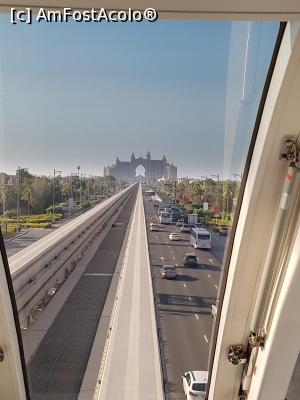 [P18] Vedere Palm Jumeirah si Atlantis Palm din monorail » foto by danaswiss
 - 
<span class="allrVoted glyphicon glyphicon-heart hidden" id="av1159201"></span>
<a class="m-l-10 hidden" id="sv1159201" onclick="voting_Foto_DelVot(,1159201,3199)" role="button">șterge vot <span class="glyphicon glyphicon-remove"></span></a>
<a id="v91159201" class=" c-red"  onclick="voting_Foto_SetVot(1159201)" role="button"><span class="glyphicon glyphicon-heart-empty"></span> <b>LIKE</b> = Votează poza</a> <img class="hidden"  id="f1159201W9" src="/imagini/loader.gif" border="0" /><span class="AjErrMes hidden" id="e1159201ErM"></span>