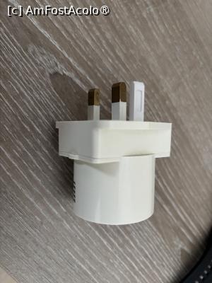 [P31] Acest adaptor de electricitate este necesar în EAU.Se mai folosește în Anglia și Cipru » foto by AZE
 - 
<span class="allrVoted glyphicon glyphicon-heart hidden" id="av1475663"></span>
<a class="m-l-10 hidden" id="sv1475663" onclick="voting_Foto_DelVot(,1475663,3199)" role="button">șterge vot <span class="glyphicon glyphicon-remove"></span></a>
<a id="v91475663" class=" c-red"  onclick="voting_Foto_SetVot(1475663)" role="button"><span class="glyphicon glyphicon-heart-empty"></span> <b>LIKE</b> = Votează poza</a> <img class="hidden"  id="f1475663W9" src="/imagini/loader.gif" border="0" /><span class="AjErrMes hidden" id="e1475663ErM"></span>