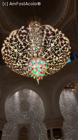 [P29] Moschea Abu Dhabi » foto by gya 87
 - 
<span class="allrVoted glyphicon glyphicon-heart hidden" id="av721364"></span>
<a class="m-l-10 hidden" id="sv721364" onclick="voting_Foto_DelVot(,721364,3199)" role="button">șterge vot <span class="glyphicon glyphicon-remove"></span></a>
<a id="v9721364" class=" c-red"  onclick="voting_Foto_SetVot(721364)" role="button"><span class="glyphicon glyphicon-heart-empty"></span> <b>LIKE</b> = Votează poza</a> <img class="hidden"  id="f721364W9" src="/imagini/loader.gif" border="0" /><span class="AjErrMes hidden" id="e721364ErM"></span>