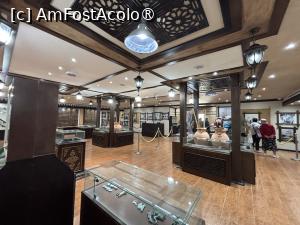 [P30] Heritage Village Abu Dhabi,interior muzeu » foto by AZE
 - 
<span class="allrVoted glyphicon glyphicon-heart hidden" id="av1490286"></span>
<a class="m-l-10 hidden" id="sv1490286" onclick="voting_Foto_DelVot(,1490286,3202)" role="button">șterge vot <span class="glyphicon glyphicon-remove"></span></a>
<a id="v91490286" class=" c-red"  onclick="voting_Foto_SetVot(1490286)" role="button"><span class="glyphicon glyphicon-heart-empty"></span> <b>LIKE</b> = Votează poza</a> <img class="hidden"  id="f1490286W9" src="/imagini/loader.gif" border="0" /><span class="AjErrMes hidden" id="e1490286ErM"></span>