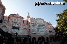 [P01] Hotelul Disneyland » foto by skf
 - 
<span class="allrVoted glyphicon glyphicon-heart hidden" id="av70513"></span>
<a class="m-l-10 hidden" id="sv70513" onclick="voting_Foto_DelVot(,70513,3203)" role="button">șterge vot <span class="glyphicon glyphicon-remove"></span></a>
<a id="v970513" class=" c-red"  onclick="voting_Foto_SetVot(70513)" role="button"><span class="glyphicon glyphicon-heart-empty"></span> <b>LIKE</b> = Votează poza</a> <img class="hidden"  id="f70513W9" src="/imagini/loader.gif" border="0" /><span class="AjErrMes hidden" id="e70513ErM"></span>