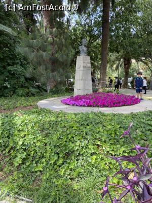 [P42] În parcul oraşului Malaga » foto by nicole33
 - 
<span class="allrVoted glyphicon glyphicon-heart hidden" id="av1500054"></span>
<a class="m-l-10 hidden" id="sv1500054" onclick="voting_Foto_DelVot(,1500054,3219)" role="button">șterge vot <span class="glyphicon glyphicon-remove"></span></a>
<a id="v91500054" class=" c-red"  onclick="voting_Foto_SetVot(1500054)" role="button"><span class="glyphicon glyphicon-heart-empty"></span> <b>LIKE</b> = Votează poza</a> <img class="hidden"  id="f1500054W9" src="/imagini/loader.gif" border="0" /><span class="AjErrMes hidden" id="e1500054ErM"></span>