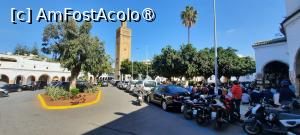 [P08] Casablanca, Petite Place des Habous cu Minaretul Moscheei Habous și oamenii așezați la slujbă în dreapta... » foto by mprofeanu
 - 
<span class="allrVoted glyphicon glyphicon-heart hidden" id="av1472284"></span>
<a class="m-l-10 hidden" id="sv1472284" onclick="voting_Foto_DelVot(,1472284,3221)" role="button">șterge vot <span class="glyphicon glyphicon-remove"></span></a>
<a id="v91472284" class=" c-red"  onclick="voting_Foto_SetVot(1472284)" role="button"><span class="glyphicon glyphicon-heart-empty"></span> <b>LIKE</b> = Votează poza</a> <img class="hidden"  id="f1472284W9" src="/imagini/loader.gif" border="0" /><span class="AjErrMes hidden" id="e1472284ErM"></span>