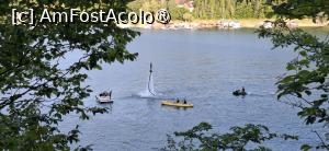 [P31] Bicaz - Acrobatii nautice pe Lacul Izvorul Muntelui. » foto by iulianic
 - 
<span class="allrVoted glyphicon glyphicon-heart hidden" id="av1538312"></span>
<a class="m-l-10 hidden" id="sv1538312" onclick="voting_Foto_DelVot(,1538312,3314)" role="button">șterge vot <span class="glyphicon glyphicon-remove"></span></a>
<a id="v91538312" class=" c-red"  onclick="voting_Foto_SetVot(1538312)" role="button"><span class="glyphicon glyphicon-heart-empty"></span> <b>LIKE</b> = Votează poza</a> <img class="hidden"  id="f1538312W9" src="/imagini/loader.gif" border="0" /><span class="AjErrMes hidden" id="e1538312ErM"></span>