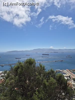 [P31] Gibraltar - vedere panoramică » foto by ANILU
 - 
<span class="allrVoted glyphicon glyphicon-heart hidden" id="av1487156"></span>
<a class="m-l-10 hidden" id="sv1487156" onclick="voting_Foto_DelVot(,1487156,3397)" role="button">șterge vot <span class="glyphicon glyphicon-remove"></span></a>
<a id="v91487156" class=" c-red"  onclick="voting_Foto_SetVot(1487156)" role="button"><span class="glyphicon glyphicon-heart-empty"></span> <b>LIKE</b> = Votează poza</a> <img class="hidden"  id="f1487156W9" src="/imagini/loader.gif" border="0" /><span class="AjErrMes hidden" id="e1487156ErM"></span>