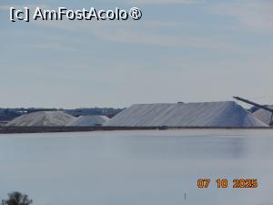 [P65] salina cu movilele de sare marina » foto by Yolanda
 - 
<span class="allrVoted glyphicon glyphicon-heart hidden" id="av1503416"></span>
<a class="m-l-10 hidden" id="sv1503416" onclick="voting_Foto_DelVot(,1503416,3404)" role="button">șterge vot <span class="glyphicon glyphicon-remove"></span></a>
<a id="v91503416" class=" c-red"  onclick="voting_Foto_SetVot(1503416)" role="button"><span class="glyphicon glyphicon-heart-empty"></span> <b>LIKE</b> = Votează poza</a> <img class="hidden"  id="f1503416W9" src="/imagini/loader.gif" border="0" /><span class="AjErrMes hidden" id="e1503416ErM"></span>