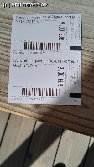 [P09] fortareata Aigues-Mortes, biletele » foto by Yolanda
 - 
<span class="allrVoted glyphicon glyphicon-heart hidden" id="av1503360"></span>
<a class="m-l-10 hidden" id="sv1503360" onclick="voting_Foto_DelVot(,1503360,3404)" role="button">șterge vot <span class="glyphicon glyphicon-remove"></span></a>
<a id="v91503360" class=" c-red"  onclick="voting_Foto_SetVot(1503360)" role="button"><span class="glyphicon glyphicon-heart-empty"></span> <b>LIKE</b> = Votează poza</a> <img class="hidden"  id="f1503360W9" src="/imagini/loader.gif" border="0" /><span class="AjErrMes hidden" id="e1503360ErM"></span>