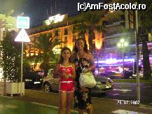 [P11] La o promenada nocturna pe b-dul Promenade Des Anglaise din Nisa » foto by ileanaxperta*
 - 
<span class="allrVoted glyphicon glyphicon-heart hidden" id="av24098"></span>
<a class="m-l-10 hidden" id="sv24098" onclick="voting_Foto_DelVot(,24098,3404)" role="button">șterge vot <span class="glyphicon glyphicon-remove"></span></a>
<a id="v924098" class=" c-red"  onclick="voting_Foto_SetVot(24098)" role="button"><span class="glyphicon glyphicon-heart-empty"></span> <b>LIKE</b> = Votează poza</a> <img class="hidden"  id="f24098W9" src="/imagini/loader.gif" border="0" /><span class="AjErrMes hidden" id="e24098ErM"></span>