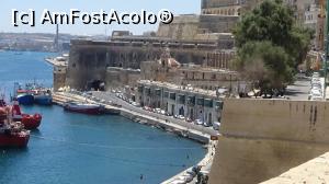 [P02] Orașul Valletta. Vedere spre portul mic.  » foto by Ioan Raita
 - 
<span class="allrVoted glyphicon glyphicon-heart hidden" id="av900869"></span>
<a class="m-l-10 hidden" id="sv900869" onclick="voting_Foto_DelVot(,900869,3405)" role="button">șterge vot <span class="glyphicon glyphicon-remove"></span></a>
<a id="v9900869" class=" c-red"  onclick="voting_Foto_SetVot(900869)" role="button"><span class="glyphicon glyphicon-heart-empty"></span> <b>LIKE</b> = Votează poza</a> <img class="hidden"  id="f900869W9" src="/imagini/loader.gif" border="0" /><span class="AjErrMes hidden" id="e900869ErM"></span>