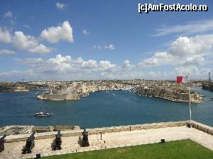 P15 [AUG-2015] Gradinile Upper Barrakka, Valletta - vedere catre Vittoriosa