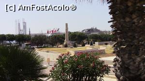 [P02] La Valletta. Monument tal-Gwerra (War Memorial). » foto by ovidiuyepi
 - 
<span class="allrVoted glyphicon glyphicon-heart hidden" id="av1221148"></span>
<a class="m-l-10 hidden" id="sv1221148" onclick="voting_Foto_DelVot(,1221148,3405)" role="button">șterge vot <span class="glyphicon glyphicon-remove"></span></a>
<a id="v91221148" class=" c-red"  onclick="voting_Foto_SetVot(1221148)" role="button"><span class="glyphicon glyphicon-heart-empty"></span> <b>LIKE</b> = Votează poza</a> <img class="hidden"  id="f1221148W9" src="/imagini/loader.gif" border="0" /><span class="AjErrMes hidden" id="e1221148ErM"></span>