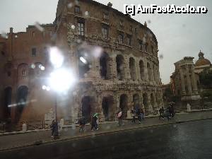 [P17] Coloseo » foto by marocanu21
 - 
<span class="allrVoted glyphicon glyphicon-heart hidden" id="av483153"></span>
<a class="m-l-10 hidden" id="sv483153" onclick="voting_Foto_DelVot(,483153,3406)" role="button">șterge vot <span class="glyphicon glyphicon-remove"></span></a>
<a id="v9483153" class=" c-red"  onclick="voting_Foto_SetVot(483153)" role="button"><span class="glyphicon glyphicon-heart-empty"></span> <b>LIKE</b> = Votează poza</a> <img class="hidden"  id="f483153W9" src="/imagini/loader.gif" border="0" /><span class="AjErrMes hidden" id="e483153ErM"></span>