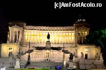 [P14] Monumentul Victor Emmanuel din Piazza Venezia » foto by elenahelen
 - 
<span class="allrVoted glyphicon glyphicon-heart hidden" id="av377025"></span>
<a class="m-l-10 hidden" id="sv377025" onclick="voting_Foto_DelVot(,377025,3406)" role="button">șterge vot <span class="glyphicon glyphicon-remove"></span></a>
<a id="v9377025" class=" c-red"  onclick="voting_Foto_SetVot(377025)" role="button"><span class="glyphicon glyphicon-heart-empty"></span> <b>LIKE</b> = Votează poza</a> <img class="hidden"  id="f377025W9" src="/imagini/loader.gif" border="0" /><span class="AjErrMes hidden" id="e377025ErM"></span>