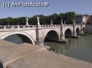 [P01] 1. „Ponte Sant'Angelo”, sau „Podul cu statui”, cum îmi place mie să-i spun.  » foto by msnd
 - 
<span class="allrVoted glyphicon glyphicon-heart hidden" id="av911807"></span>
<a class="m-l-10 hidden" id="sv911807" onclick="voting_Foto_DelVot(,911807,3406)" role="button">șterge vot <span class="glyphicon glyphicon-remove"></span></a>
<a id="v9911807" class=" c-red"  onclick="voting_Foto_SetVot(911807)" role="button"><span class="glyphicon glyphicon-heart-empty"></span> <b>LIKE</b> = Votează poza</a> <img class="hidden"  id="f911807W9" src="/imagini/loader.gif" border="0" /><span class="AjErrMes hidden" id="e911807ErM"></span>