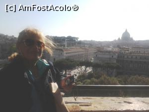 [P04] 4. Vedere spre Vatican din „Logia lui Paul al III-lea”.  » foto by msnd
 - 
<span class="allrVoted glyphicon glyphicon-heart hidden" id="av911980"></span>
<a class="m-l-10 hidden" id="sv911980" onclick="voting_Foto_DelVot(,911980,3406)" role="button">șterge vot <span class="glyphicon glyphicon-remove"></span></a>
<a id="v9911980" class=" c-red"  onclick="voting_Foto_SetVot(911980)" role="button"><span class="glyphicon glyphicon-heart-empty"></span> <b>LIKE</b> = Votează poza</a> <img class="hidden"  id="f911980W9" src="/imagini/loader.gif" border="0" /><span class="AjErrMes hidden" id="e911980ErM"></span>