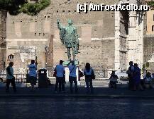 [P29] Roma-statuia împăratului Nero de pe Via dei Fori Imperiali » foto by mariana.olaru
 - 
<span class="allrVoted glyphicon glyphicon-heart hidden" id="av207332"></span>
<a class="m-l-10 hidden" id="sv207332" onclick="voting_Foto_DelVot(,207332,3406)" role="button">șterge vot <span class="glyphicon glyphicon-remove"></span></a>
<a id="v9207332" class=" c-red"  onclick="voting_Foto_SetVot(207332)" role="button"><span class="glyphicon glyphicon-heart-empty"></span> <b>LIKE</b> = Votează poza</a> <img class="hidden"  id="f207332W9" src="/imagini/loader.gif" border="0" /><span class="AjErrMes hidden" id="e207332ErM"></span>