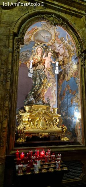 [P41] 41. Biserica este recunoscută pentru multitudinea de sculpturi și picturi baroce. » foto by msnd
 - 
<span class="allrVoted glyphicon glyphicon-heart hidden" id="av1520766"></span>
<a class="m-l-10 hidden" id="sv1520766" onclick="voting_Foto_DelVot(,1520766,3421)" role="button">șterge vot <span class="glyphicon glyphicon-remove"></span></a>
<a id="v91520766" class=" c-red"  onclick="voting_Foto_SetVot(1520766)" role="button"><span class="glyphicon glyphicon-heart-empty"></span> <b>LIKE</b> = Votează poza</a> <img class="hidden"  id="f1520766W9" src="/imagini/loader.gif" border="0" /><span class="AjErrMes hidden" id="e1520766ErM"></span>