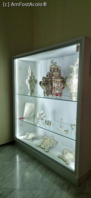 [P74] 74. Unele exponate datează din secolul al XIV-lea. » foto by msnd
 - 
<span class="allrVoted glyphicon glyphicon-heart hidden" id="av1520799"></span>
<a class="m-l-10 hidden" id="sv1520799" onclick="voting_Foto_DelVot(,1520799,3421)" role="button">șterge vot <span class="glyphicon glyphicon-remove"></span></a>
<a id="v91520799" class=" c-red"  onclick="voting_Foto_SetVot(1520799)" role="button"><span class="glyphicon glyphicon-heart-empty"></span> <b>LIKE</b> = Votează poza</a> <img class="hidden"  id="f1520799W9" src="/imagini/loader.gif" border="0" /><span class="AjErrMes hidden" id="e1520799ErM"></span>