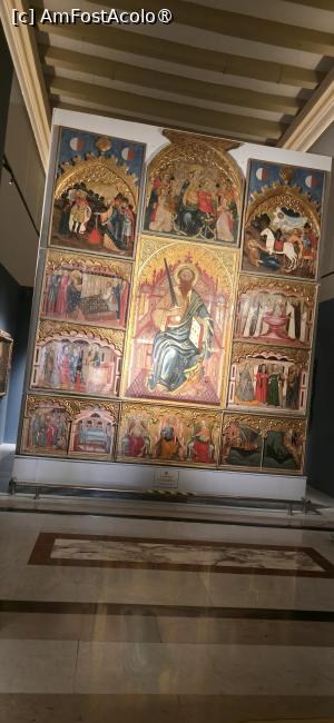 [P78] 78. Pe mine m-a impresionat polipticul Sfântului Pavel. » foto by msnd
 - 
<span class="allrVoted glyphicon glyphicon-heart hidden" id="av1520803"></span>
<a class="m-l-10 hidden" id="sv1520803" onclick="voting_Foto_DelVot(,1520803,3421)" role="button">șterge vot <span class="glyphicon glyphicon-remove"></span></a>
<a id="v91520803" class=" c-red"  onclick="voting_Foto_SetVot(1520803)" role="button"><span class="glyphicon glyphicon-heart-empty"></span> <b>LIKE</b> = Votează poza</a> <img class="hidden"  id="f1520803W9" src="/imagini/loader.gif" border="0" /><span class="AjErrMes hidden" id="e1520803ErM"></span>