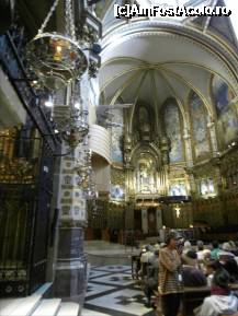 [P94] Capelele din partea stanga erau deschise, iar cele din dreapta erau inchise, deoarece pe acolo mergea coada. Interior Basilica Montserrat. » foto by TraianS
 - 
<span class="allrVoted glyphicon glyphicon-heart hidden" id="av297166"></span>
<a class="m-l-10 hidden" id="sv297166" onclick="voting_Foto_DelVot(,297166,3448)" role="button">șterge vot <span class="glyphicon glyphicon-remove"></span></a>
<a id="v9297166" class=" c-red"  onclick="voting_Foto_SetVot(297166)" role="button"><span class="glyphicon glyphicon-heart-empty"></span> <b>LIKE</b> = Votează poza</a> <img class="hidden"  id="f297166W9" src="/imagini/loader.gif" border="0" /><span class="AjErrMes hidden" id="e297166ErM"></span>