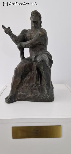 [P35] 35. Oedip. » foto by doinafil
 - 
<span class="allrVoted glyphicon glyphicon-heart hidden" id="av1522153"></span>
<a class="m-l-10 hidden" id="sv1522153" onclick="voting_Foto_DelVot(,1522153,3496)" role="button">șterge vot <span class="glyphicon glyphicon-remove"></span></a>
<a id="v91522153" class=" c-red"  onclick="voting_Foto_SetVot(1522153)" role="button"><span class="glyphicon glyphicon-heart-empty"></span> <b>LIKE</b> = Votează poza</a> <img class="hidden"  id="f1522153W9" src="/imagini/loader.gif" border="0" /><span class="AjErrMes hidden" id="e1522153ErM"></span>