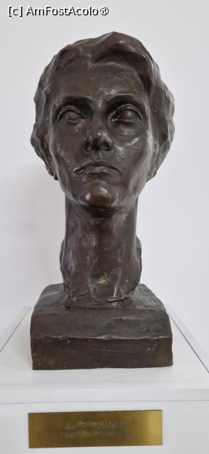 [P39] 39. Cap de fată - Mioara. » foto by doinafil
 - 
<span class="allrVoted glyphicon glyphicon-heart hidden" id="av1522157"></span>
<a class="m-l-10 hidden" id="sv1522157" onclick="voting_Foto_DelVot(,1522157,3496)" role="button">șterge vot <span class="glyphicon glyphicon-remove"></span></a>
<a id="v91522157" class=" c-red"  onclick="voting_Foto_SetVot(1522157)" role="button"><span class="glyphicon glyphicon-heart-empty"></span> <b>LIKE</b> = Votează poza</a> <img class="hidden"  id="f1522157W9" src="/imagini/loader.gif" border="0" /><span class="AjErrMes hidden" id="e1522157ErM"></span>