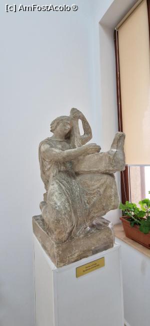 [P58] 58. Femeia cu harpă. » foto by doinafil
 - 
<span class="allrVoted glyphicon glyphicon-heart hidden" id="av1522176"></span>
<a class="m-l-10 hidden" id="sv1522176" onclick="voting_Foto_DelVot(,1522176,3496)" role="button">șterge vot <span class="glyphicon glyphicon-remove"></span></a>
<a id="v91522176" class=" c-red"  onclick="voting_Foto_SetVot(1522176)" role="button"><span class="glyphicon glyphicon-heart-empty"></span> <b>LIKE</b> = Votează poza</a> <img class="hidden"  id="f1522176W9" src="/imagini/loader.gif" border="0" /><span class="AjErrMes hidden" id="e1522176ErM"></span>