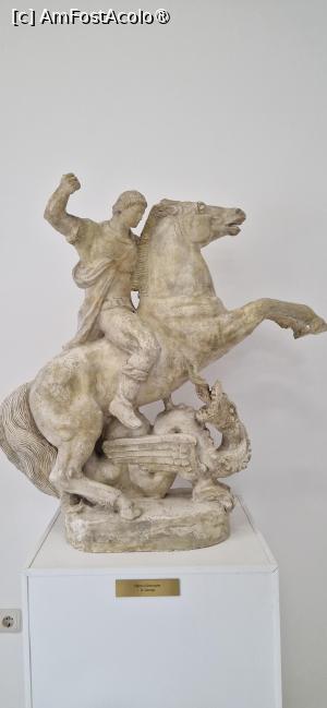 [P09] 9. Sfântul Gheorghe, în ghips. » foto by doinafil
 - 
<span class="allrVoted glyphicon glyphicon-heart hidden" id="av1522127"></span>
<a class="m-l-10 hidden" id="sv1522127" onclick="voting_Foto_DelVot(,1522127,3496)" role="button">șterge vot <span class="glyphicon glyphicon-remove"></span></a>
<a id="v91522127" class=" c-red"  onclick="voting_Foto_SetVot(1522127)" role="button"><span class="glyphicon glyphicon-heart-empty"></span> <b>LIKE</b> = Votează poza</a> <img class="hidden"  id="f1522127W9" src="/imagini/loader.gif" border="0" /><span class="AjErrMes hidden" id="e1522127ErM"></span>