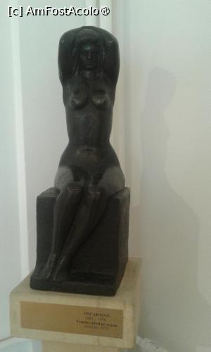 [P24] Oscar Han - Femeie stând pe scaun » foto by adso
 - 
<span class="allrVoted glyphicon glyphicon-heart hidden" id="av1521577"></span>
<a class="m-l-10 hidden" id="sv1521577" onclick="voting_Foto_DelVot(,1521577,3496)" role="button">șterge vot <span class="glyphicon glyphicon-remove"></span></a>
<a id="v91521577" class=" c-red"  onclick="voting_Foto_SetVot(1521577)" role="button"><span class="glyphicon glyphicon-heart-empty"></span> <b>LIKE</b> = Votează poza</a> <img class="hidden"  id="f1521577W9" src="/imagini/loader.gif" border="0" /><span class="AjErrMes hidden" id="e1521577ErM"></span>