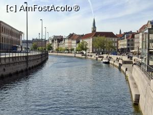 [P24] Copenhaga Strada Nybro pozată de pe Højbro - Podul Înalt, trecem în zona cea mai veche, Slotsholmen - Insula Castelului » foto by mprofeanu
 - 
<span class="allrVoted glyphicon glyphicon-heart hidden" id="av1506237"></span>
<a class="m-l-10 hidden" id="sv1506237" onclick="voting_Foto_DelVot(,1506237,3497)" role="button">șterge vot <span class="glyphicon glyphicon-remove"></span></a>
<a id="v91506237" class=" c-red"  onclick="voting_Foto_SetVot(1506237)" role="button"><span class="glyphicon glyphicon-heart-empty"></span> <b>LIKE</b> = Votează poza</a> <img class="hidden"  id="f1506237W9" src="/imagini/loader.gif" border="0" /><span class="AjErrMes hidden" id="e1506237ErM"></span>