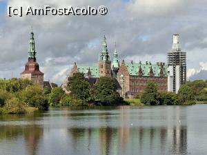 [P57] Hillerød, Castelul Frederiksborg pozat din depărtare, mergem spre el... » foto by mprofeanu
 - 
<span class="allrVoted glyphicon glyphicon-heart hidden" id="av1506270"></span>
<a class="m-l-10 hidden" id="sv1506270" onclick="voting_Foto_DelVot(,1506270,3497)" role="button">șterge vot <span class="glyphicon glyphicon-remove"></span></a>
<a id="v91506270" class=" c-red"  onclick="voting_Foto_SetVot(1506270)" role="button"><span class="glyphicon glyphicon-heart-empty"></span> <b>LIKE</b> = Votează poza</a> <img class="hidden"  id="f1506270W9" src="/imagini/loader.gif" border="0" /><span class="AjErrMes hidden" id="e1506270ErM"></span>