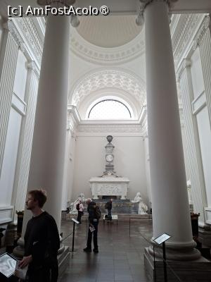 [P71] Catedrala Roskilde, Capela lui Frederik V » foto by mprofeanu
 - 
<span class="allrVoted glyphicon glyphicon-heart hidden" id="av1506284"></span>
<a class="m-l-10 hidden" id="sv1506284" onclick="voting_Foto_DelVot(,1506284,3497)" role="button">șterge vot <span class="glyphicon glyphicon-remove"></span></a>
<a id="v91506284" class=" c-red"  onclick="voting_Foto_SetVot(1506284)" role="button"><span class="glyphicon glyphicon-heart-empty"></span> <b>LIKE</b> = Votează poza</a> <img class="hidden"  id="f1506284W9" src="/imagini/loader.gif" border="0" /><span class="AjErrMes hidden" id="e1506284ErM"></span>