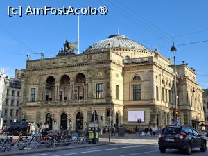 [P81] Copenhaga, Kongens Nytorv - Noua Piață a Regelui, Det Kongeline Teater - Teatrul Regal » foto by mprofeanu
 - 
<span class="allrVoted glyphicon glyphicon-heart hidden" id="av1506294"></span>
<a class="m-l-10 hidden" id="sv1506294" onclick="voting_Foto_DelVot(,1506294,3497)" role="button">șterge vot <span class="glyphicon glyphicon-remove"></span></a>
<a id="v91506294" class=" c-red"  onclick="voting_Foto_SetVot(1506294)" role="button"><span class="glyphicon glyphicon-heart-empty"></span> <b>LIKE</b> = Votează poza</a> <img class="hidden"  id="f1506294W9" src="/imagini/loader.gif" border="0" /><span class="AjErrMes hidden" id="e1506294ErM"></span>
