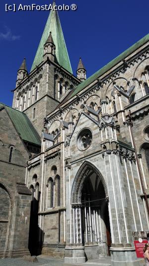 [P11] La pas prin Trondheim » foto by elenaadina
 - 
<span class="allrVoted glyphicon glyphicon-heart hidden" id="av1513084"></span>
<a class="m-l-10 hidden" id="sv1513084" onclick="voting_Foto_DelVot(,1513084,3499)" role="button">șterge vot <span class="glyphicon glyphicon-remove"></span></a>
<a id="v91513084" class=" c-red"  onclick="voting_Foto_SetVot(1513084)" role="button"><span class="glyphicon glyphicon-heart-empty"></span> <b>LIKE</b> = Votează poza</a> <img class="hidden"  id="f1513084W9" src="/imagini/loader.gif" border="0" /><span class="AjErrMes hidden" id="e1513084ErM"></span>