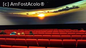 [P18] Capul Nord, cinematograful » foto by elenaadina
 - 
<span class="allrVoted glyphicon glyphicon-heart hidden" id="av1524552"></span>
<a class="m-l-10 hidden" id="sv1524552" onclick="voting_Foto_DelVot(,1524552,3499)" role="button">șterge vot <span class="glyphicon glyphicon-remove"></span></a>
<a id="v91524552" class=" c-red"  onclick="voting_Foto_SetVot(1524552)" role="button"><span class="glyphicon glyphicon-heart-empty"></span> <b>LIKE</b> = Votează poza</a> <img class="hidden"  id="f1524552W9" src="/imagini/loader.gif" border="0" /><span class="AjErrMes hidden" id="e1524552ErM"></span>